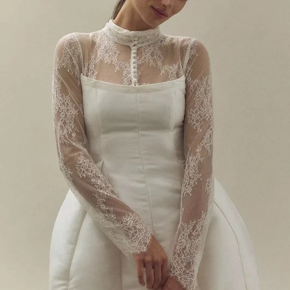 beige bishop sleeve dress Crinkle Organza Bishop Sleeve : A detachable bishop sleeve made of she –  Aesling main image 1